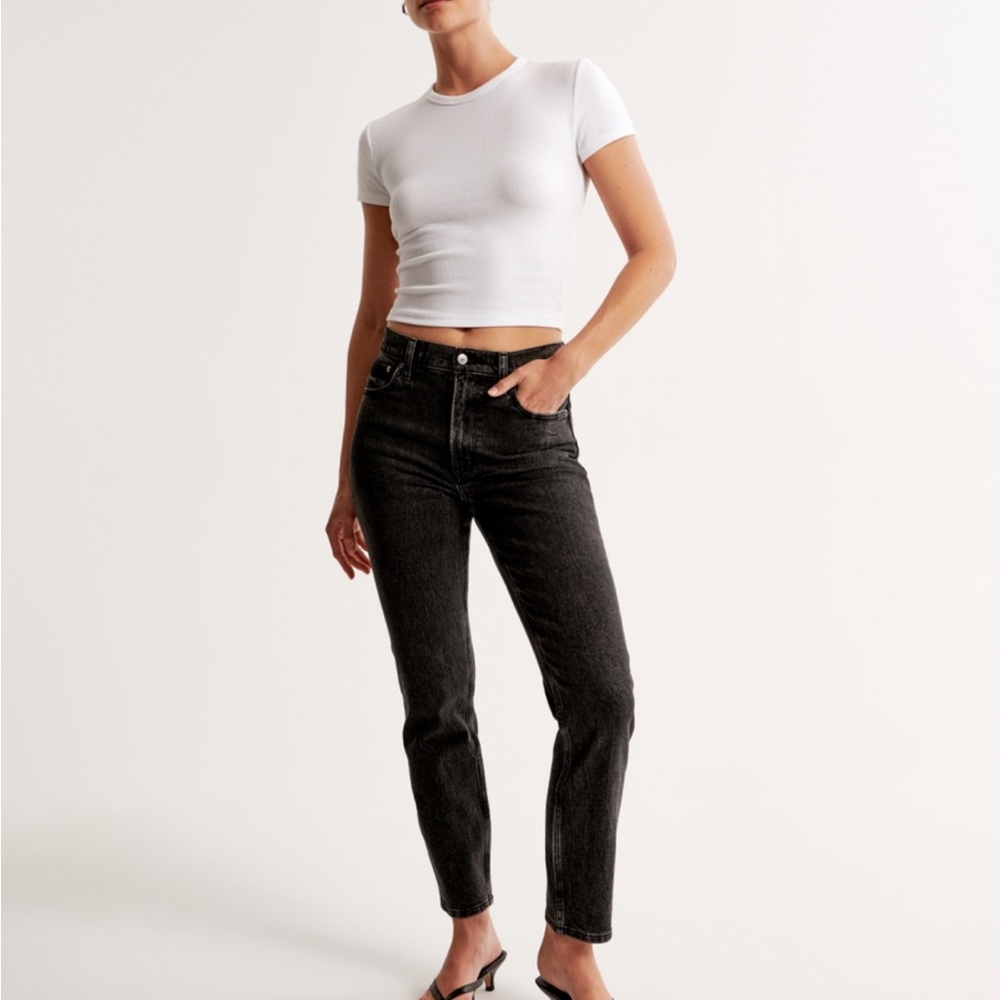 Abercrombie high rise mom jean